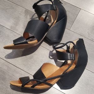 Corso Como leather heeled sandals sz8.5M